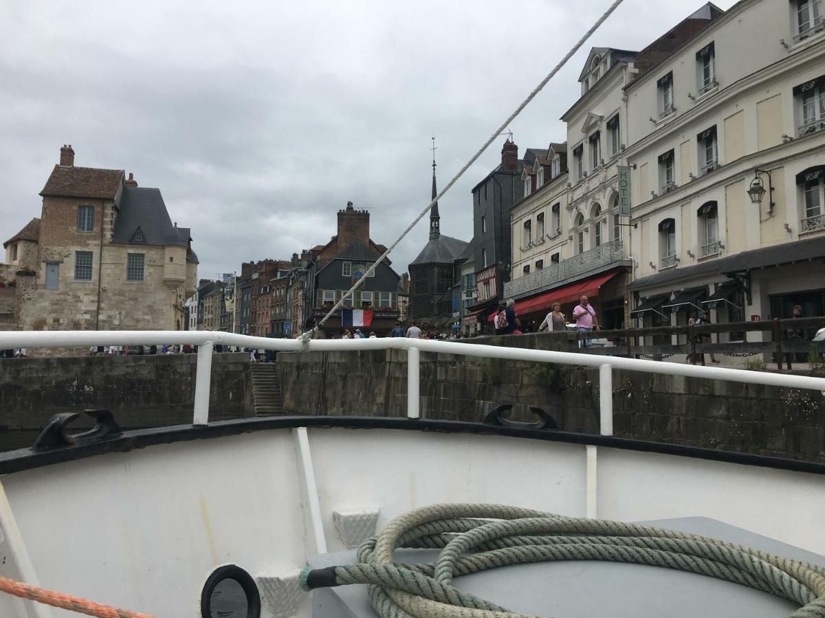 Ferienwohnung La Parenthese Du Capucin Honfleur Exterior foto