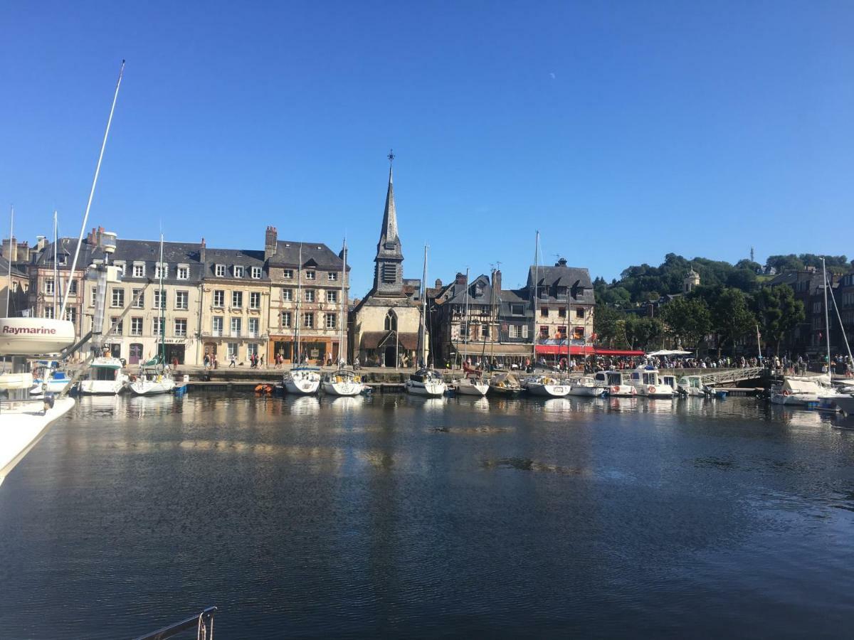 Ferienwohnung La Parenthese Du Capucin Honfleur Exterior foto